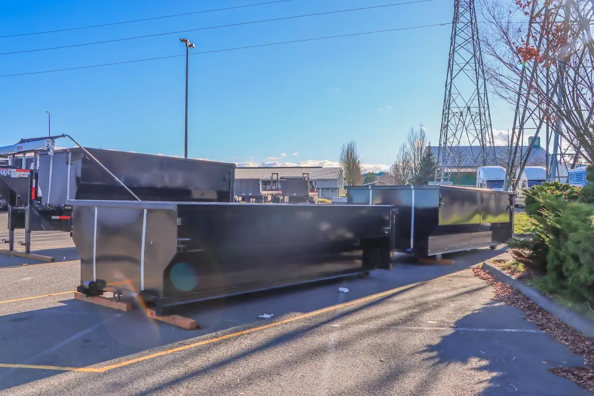 Roll-off dumpster ready for waste disposal at job site for Estate Cleanout Dumpster Rental in Hardeeville